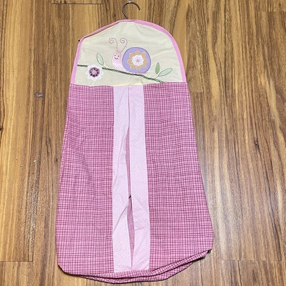 Kids Line Pink Butterfly Snail Cottage Core Nursery Bedding Quilt‎ Diaper Skirt